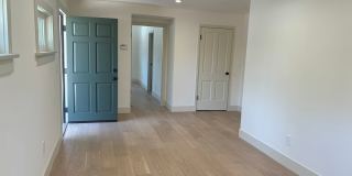 Newly renovated 2 bedroom 2 bathroom in a great location Gallery 7