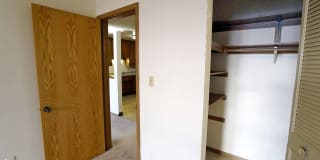 Priscilla Standish Apartments Gallery 25