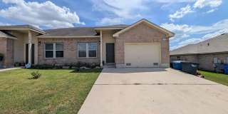 3/2/1 with Formal Dining Room/ Fridge  /Covered Back Patio / No carpet / Fenced in Yard / CISD Gallery 1