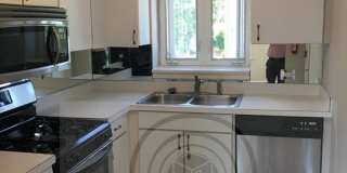 526 Michigan Avenue Gallery 7