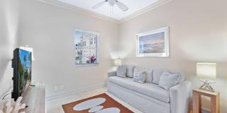150 NE 6th Avenue Gallery 24