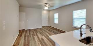 LUXURY 3 Bedroom 2.5 Bathroom Townhome in Piedmont Schools- Neighborhood Park and Basketball Court Gallery 7
