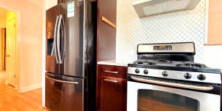 Fantastic 3 bed - 2 bath Home with backyard in North Hills Gallery 15