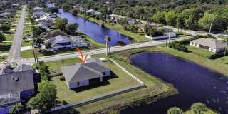 2501 SE Mariposa Avenue Gallery 1