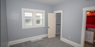 Newly Renovated 4BR/2BA - 1215 E 113th St Gallery 13