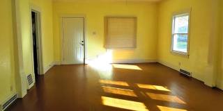 2 Bedroom Home with hard surface flooring! Gallery 5