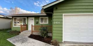 3 bedroom, 2 bath home in Medford! Gallery 1