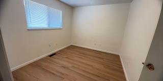 3 Bedroom/2 Bath House Close to Shopping Gallery 8