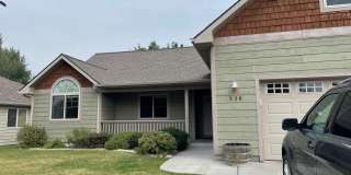 220 Mineral Avenue Gallery 1