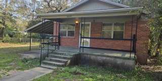 4329 Martha St Gallery 1