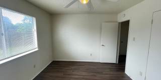 7603 Woodstone Cove - B Gallery 13