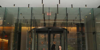 10 Hanover Square Gallery 35