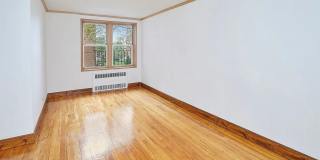 2540 31st St # 5L Gallery 1