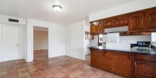 Maintained Mesa rental offering comfort, convenience, and easy access to everything the East Valley has to offer! Gallery 8