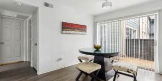 Vintage at 18th Street Gallery 69