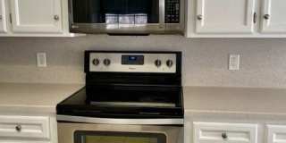 212 Landsburg Gallery 9