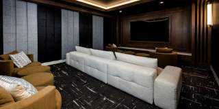 Magnus Brickell Gallery 9