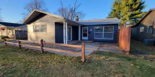 4 bed, 2 bath, 2 car garage Gallery 1