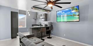 301 S El Paso Street unit: 2A Gallery 3