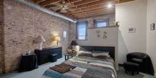 660 W Grand Gallery 7