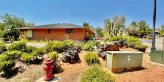 Remodeled 3-BR Home in Bloomington Gallery 4