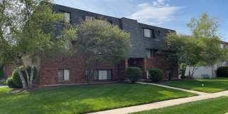 1253 GETZELMAN Drive Gallery 1