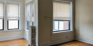 2876-2900 N Clark Gallery 79