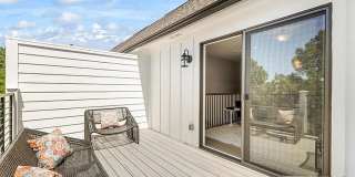 COMING SOON |3 BR/4.5B Newly Renovated Townhome | • 1-car garage |Loft Bonus Room w/Rooftop terrace| In Dilworth! Gallery 34