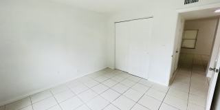 1100 Northeast 18th Street Gallery 10