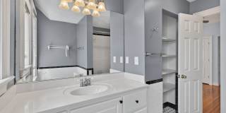 1315 Colonial Avenue - 1Apt 6 Gallery 10