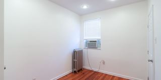 Newly renovated 2 bedroom Gallery 20
