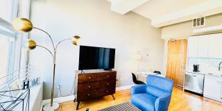 Gorgeous Historical property with new interiors Gallery 32