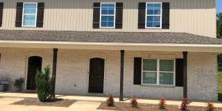 4bed/3.5 bath for August! Gallery 1