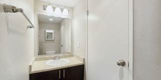 Spinnaker Apartments Gallery 21