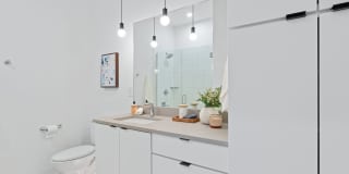 Modern downtown condo studio with private balcony & parking space. Gallery 16