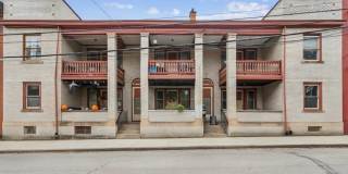 1609 Brighton Place Gallery 1