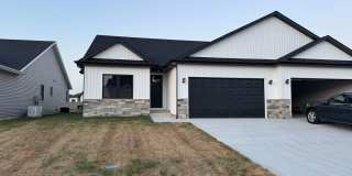 New Construction! West side location. 4br, 3bth, 2crg, Finished basement. All new stainless steel appliances. Next to Sangamon Valley Trails. New Construction! West side location. 4br, 3bth, 2crg, Finished basement. All new stainless steel appliances. Next to Sangamon Valley Trails. Gallery 1