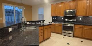 Available Now!!Top Of The Line 4 Bedroom Two Story Home!!! Gallery 13