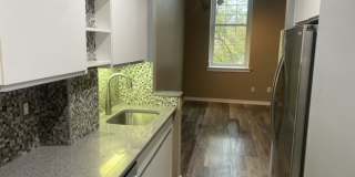 Gorgeous Canton Shipyard Studio w/ AC & Parking! Available 7/15 Gorgeous Canton Shipyard Studio w/ AC & Parking! Available 7/15 Gallery 9