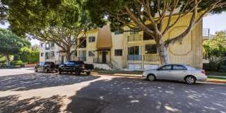 HUGE 2 bed 2 bath in Prime Santa Monica! Gallery 35