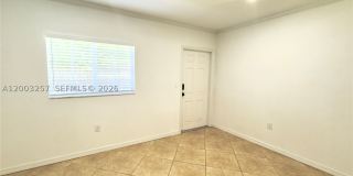 1000 Palm Trl Gallery 8