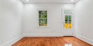 1421 SPAIN Street Gallery 9