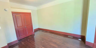 804 HOLLINS Street Gallery 18