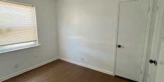 110 Leighton Drive Gallery 18
