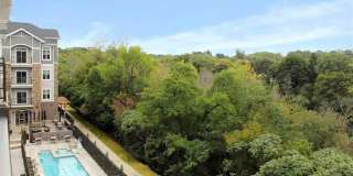 Oaks of Shorewood Apartments - 55+ Active Adult Apartment Homes Gallery 23