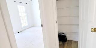 Charming 2BR House in Raleigh Gallery 15