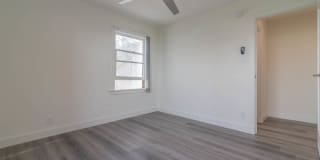 616-618 N. Alta Vista Blvd. Gallery 3
