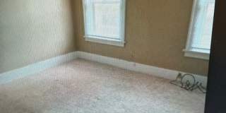 1212 N Frink St Gallery 8