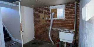 Great Location! Gallery 27