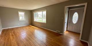 Spacious 4 bedroom  bathroom stand-alone home. Gallery 4